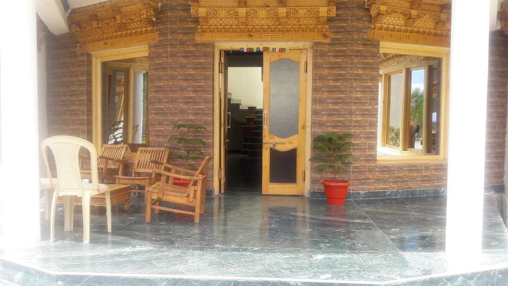 Hotel Mandalchan Leh Kültér fotó